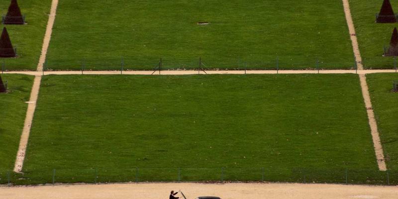 数据驱动决策：如何构建企业级商业智能分析体系以驱动Business Growth